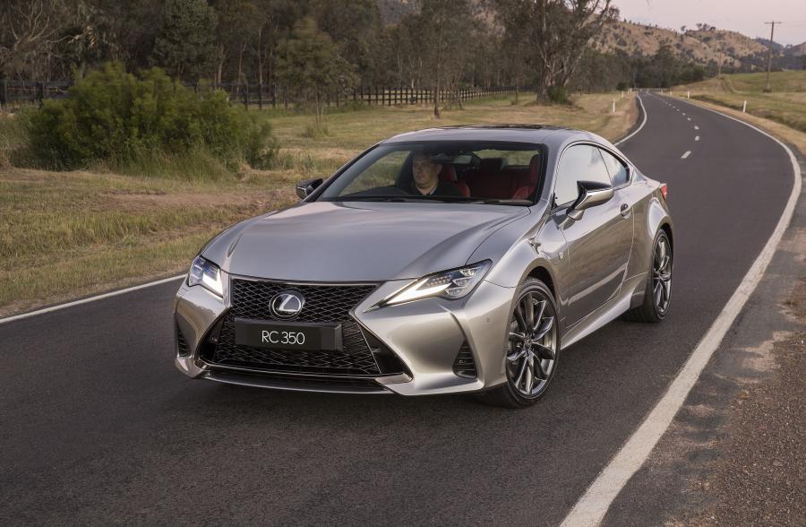  Lexus RC350 F-Sport 2018 года  (AU) (фото 1 из 8)